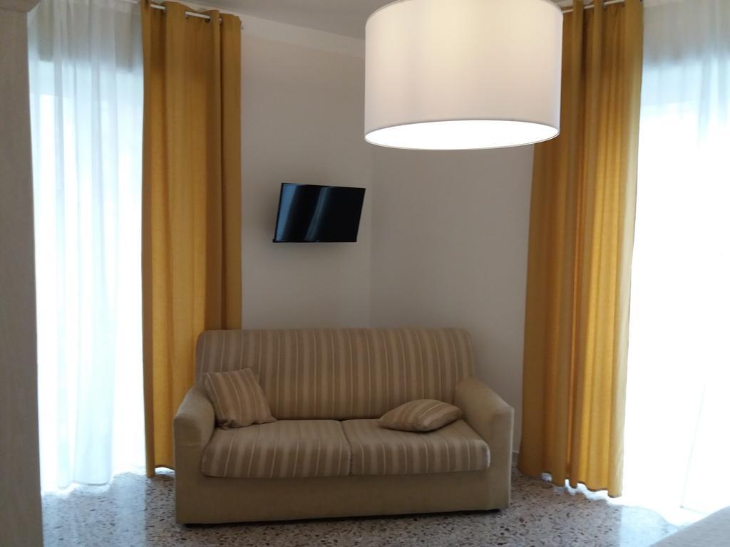 Casa Fiore เนเปิลส์ ภายนอก รูปภาพ